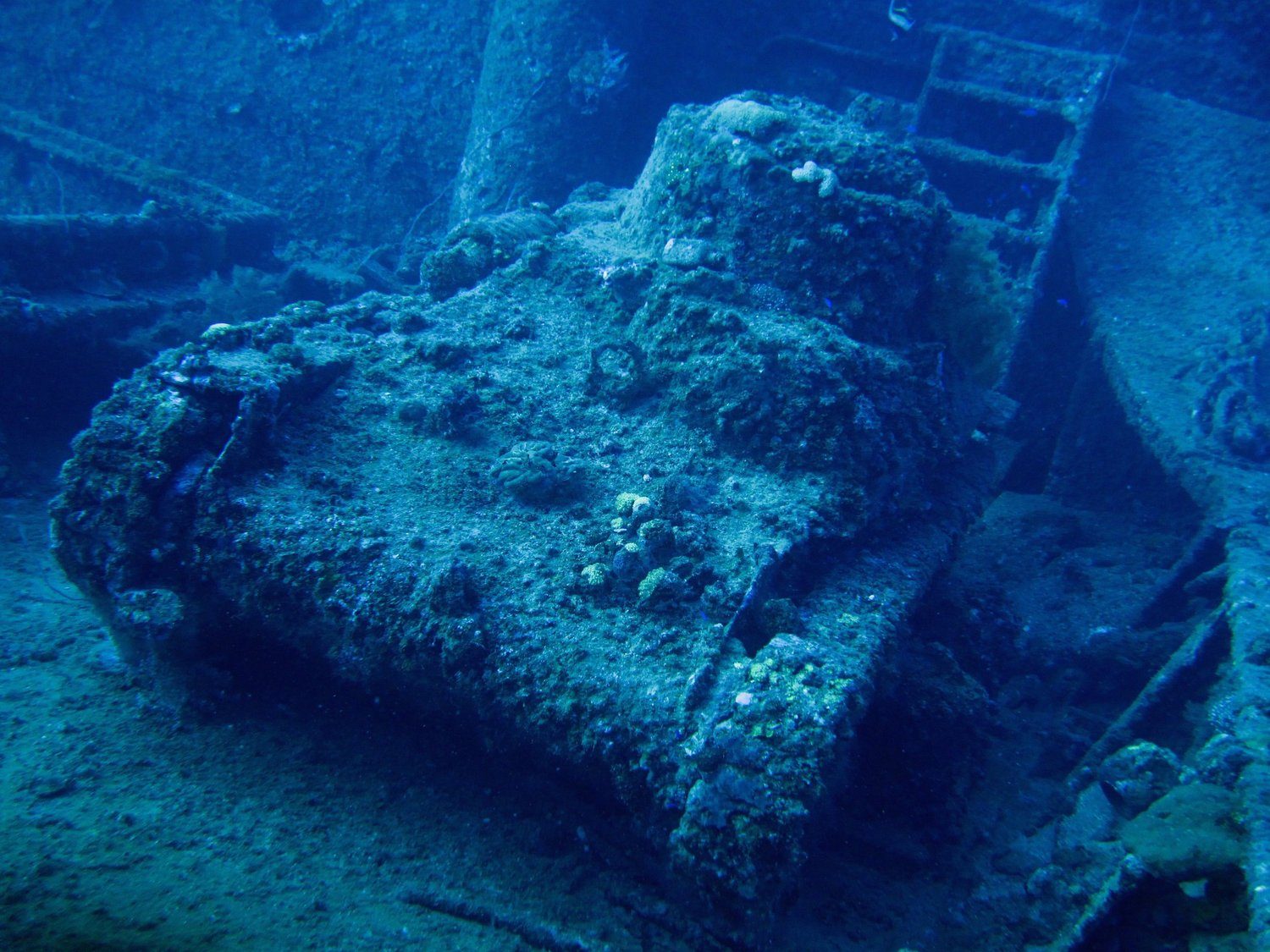 Wreck diving photograph 30