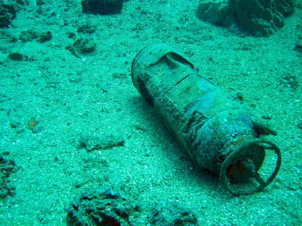 Wreck diving photograph 72