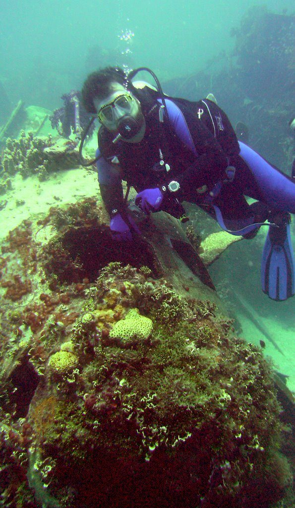 Wreck diving photograph 98