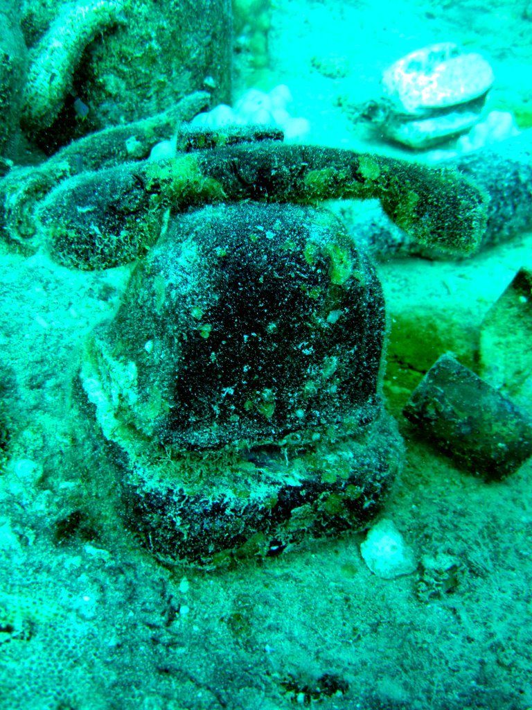 Wreck diving photograph 101